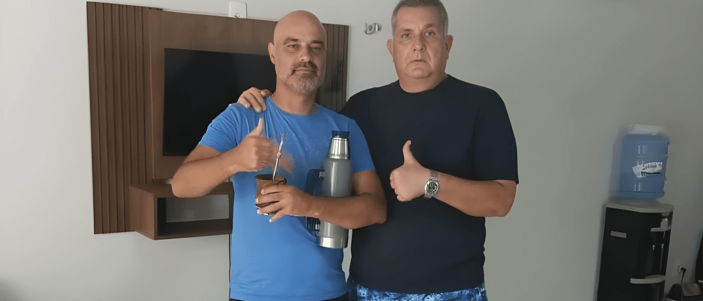 Foto Comprometedora Levanta Questões sobre a Dispensa do Técnico do Botafogo Paraíba