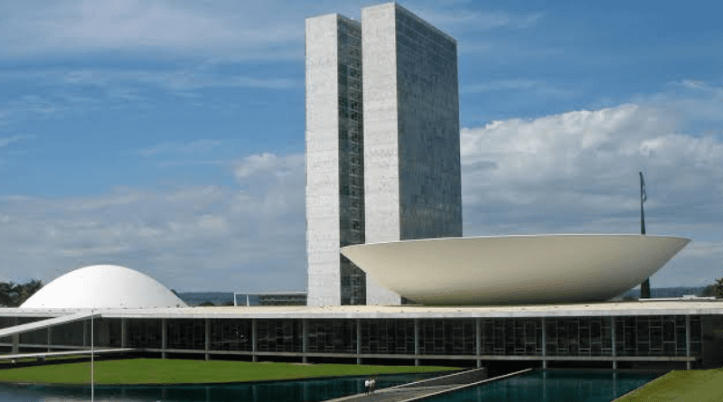 Fim da Reeleição volta a Ser Debate no Congresso