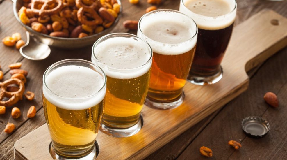 Pesquisa Desvenda Mito de Beber Cerveja antes de Destilados para Evitar Ressaca