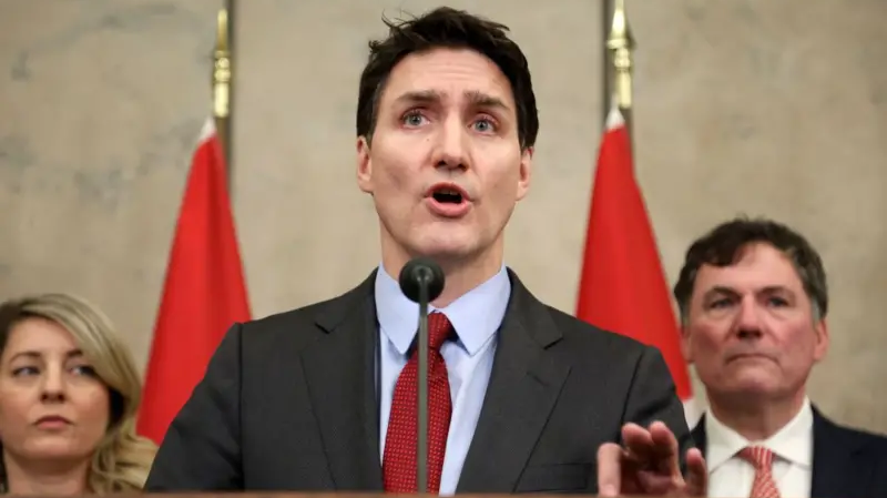 Trump impõe tarifas contra México, Canadá e China, elevando risco de ‘guerra comercial destrutiva’