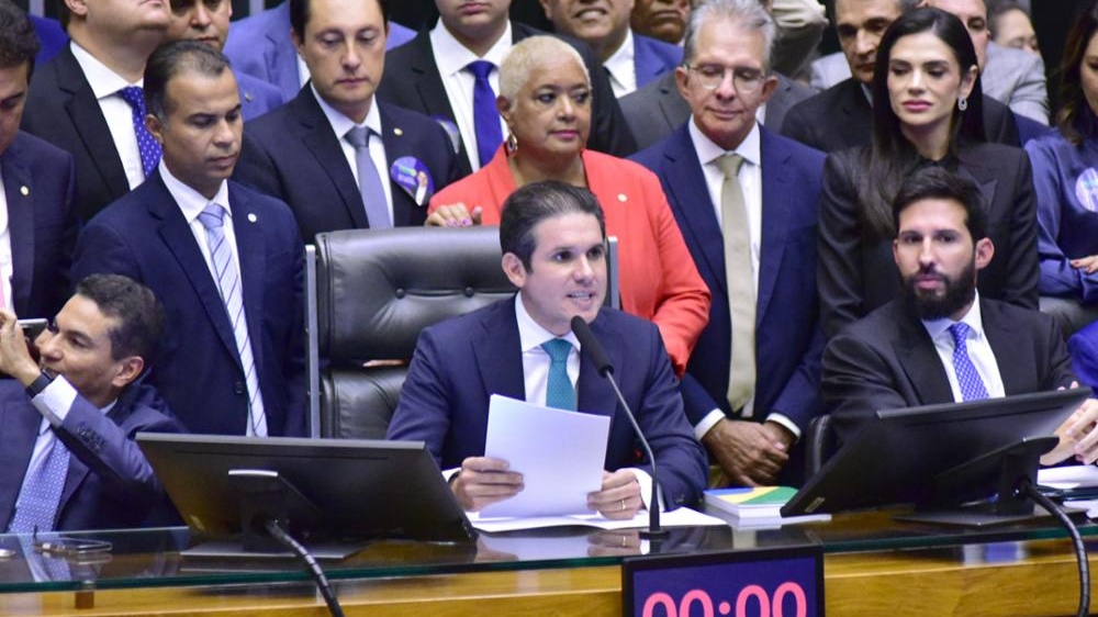 Motta Envia Recado ao Planalto e STF: “A Praça é dos 3 Poderes e não de 1”