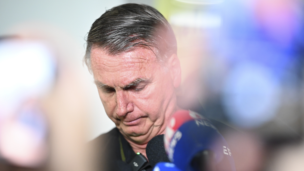 Bolsonaro articula mudança na Ficha Limpa para tentar reverter inelegibilidade