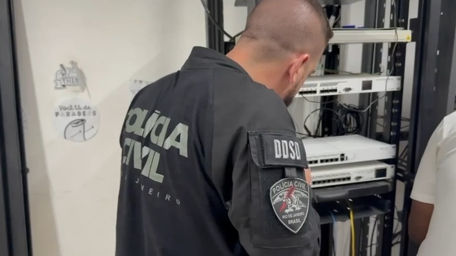 Secretaria de Segurança Pública do Rio e Anatel trabalham juntas para combater provedores de internet controlados por facções criminosas