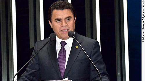 Wilson Santiago Defende Hugo Motta e Critica Proposta de Redução de Cadeiras na Câmara