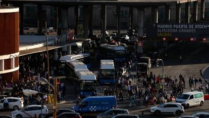 Espanha entra em estado de emergência após apagão atingir a Península Ibérica e o sul da Europa