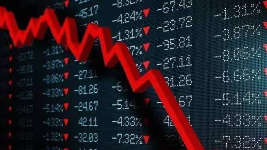 Bolsas de NY Caem com Guerra Comercial e Tarifas de 145% à China