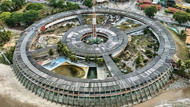 Cícero Lucena confirma desapropriação do Hotel Tambaú após pedido de Dinho