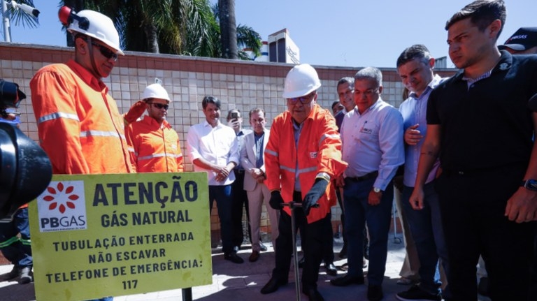João Azevêdo entrega gasoduto de Cabedelo e amplia oferta de gás para indústrias e residências