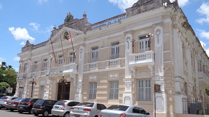 Governo prorroga inscrições para concurso com 2 mil vagas para professores na PB