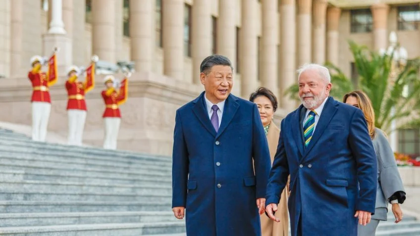Lula destaca parceria tecnológica com China como estratégia para desenvolvimento brasileiro