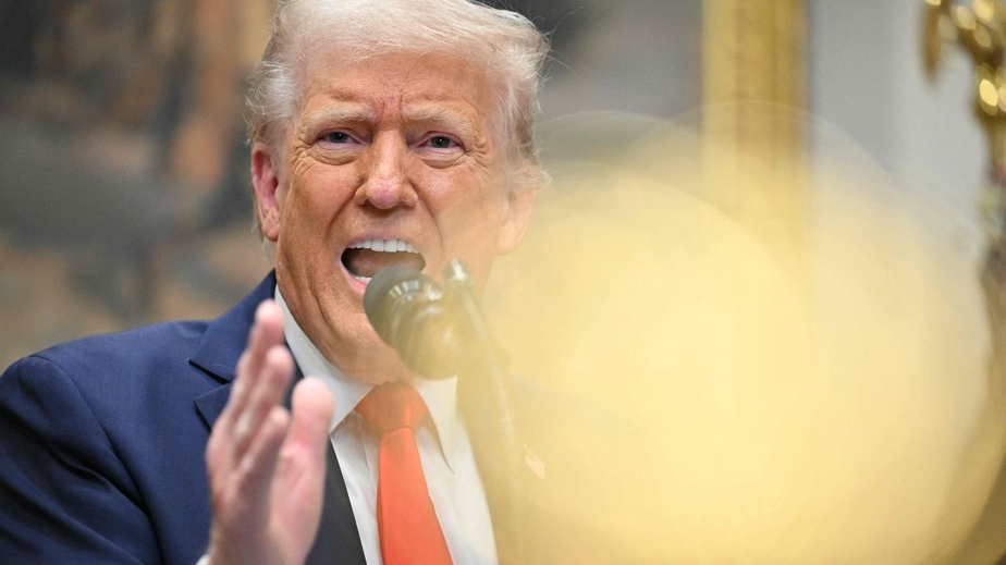 Trump Afirma que Irã Prefere Negociar Fim do Conflito com Israel Diretamente com os EUA