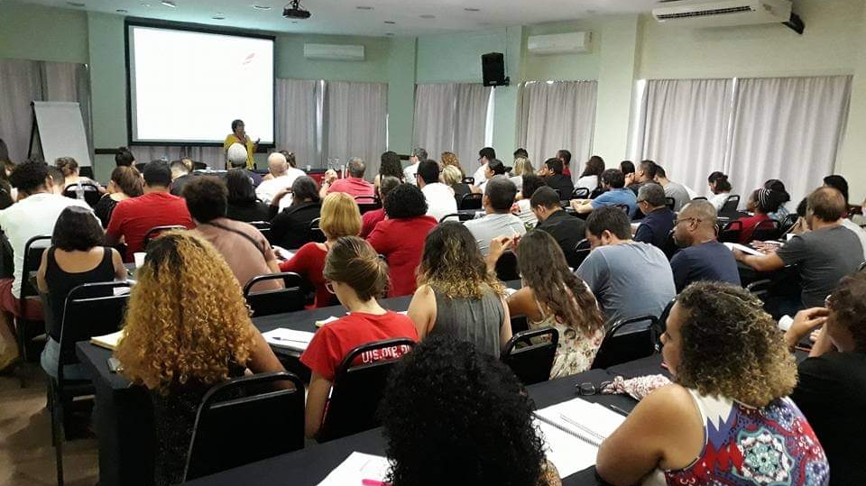 Seminário Nacional de Estudos Avançados do PCdoB Reúne Mais de 400 Lideranças