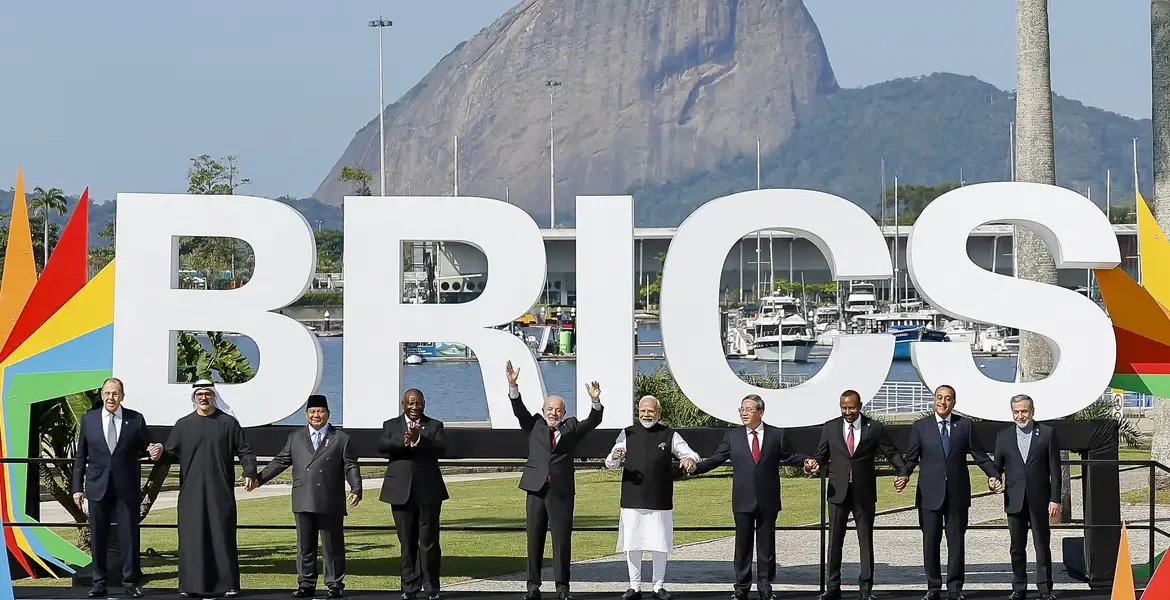 BRICS lança seu próprio ‘Pix’ para reduzir dependência do dólar