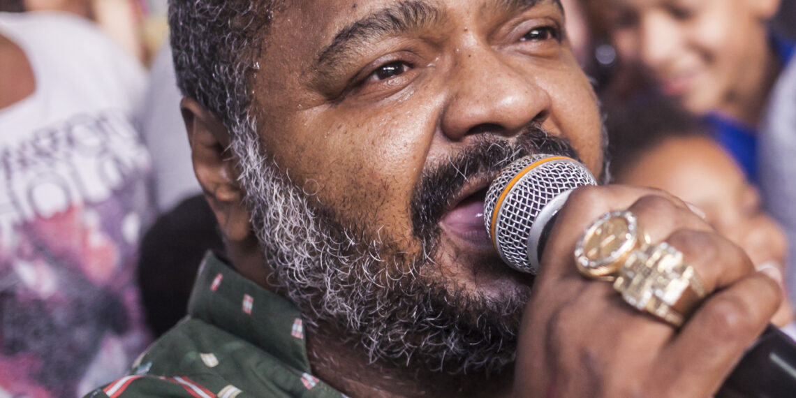 O Show Não Pode Parar: Brasil se Despede de Arlindo Cruz, Poeta do Samba