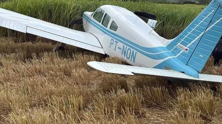 Prefeito de João Pessoa sobrevive a pouso forçado após pane técnica em aeronave