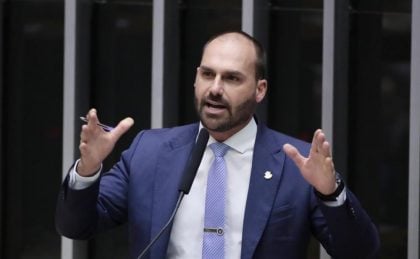 Eduardo Bolsonaro vira réu: pena máxima pode chegar a seis anos e oito meses de prisão