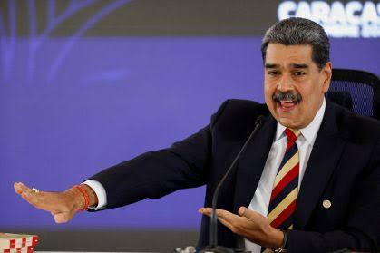 EUA rejeitam oferta de renúncia de Nicolás Maduro em negociação paralela, diz NYT