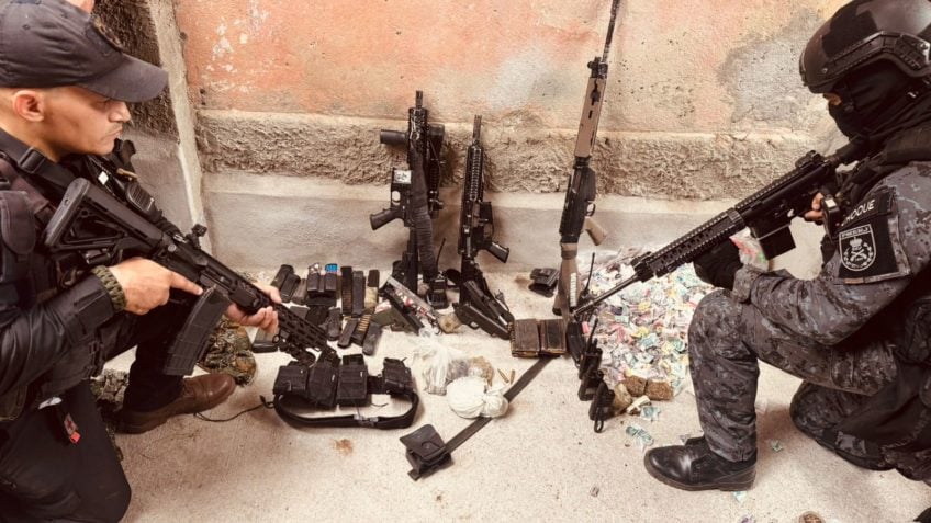 Partidos pedem ao STF investigação sobre operação policial que causou 121 mortes no Rio